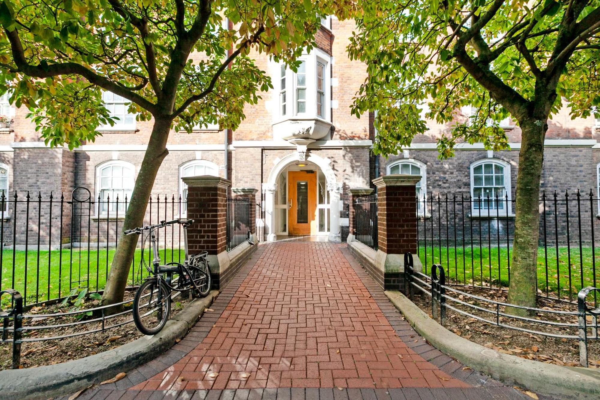 Beautiful 3 Bedroom Flat In Scott Ellis Gardens Londýn Exteriér fotografie