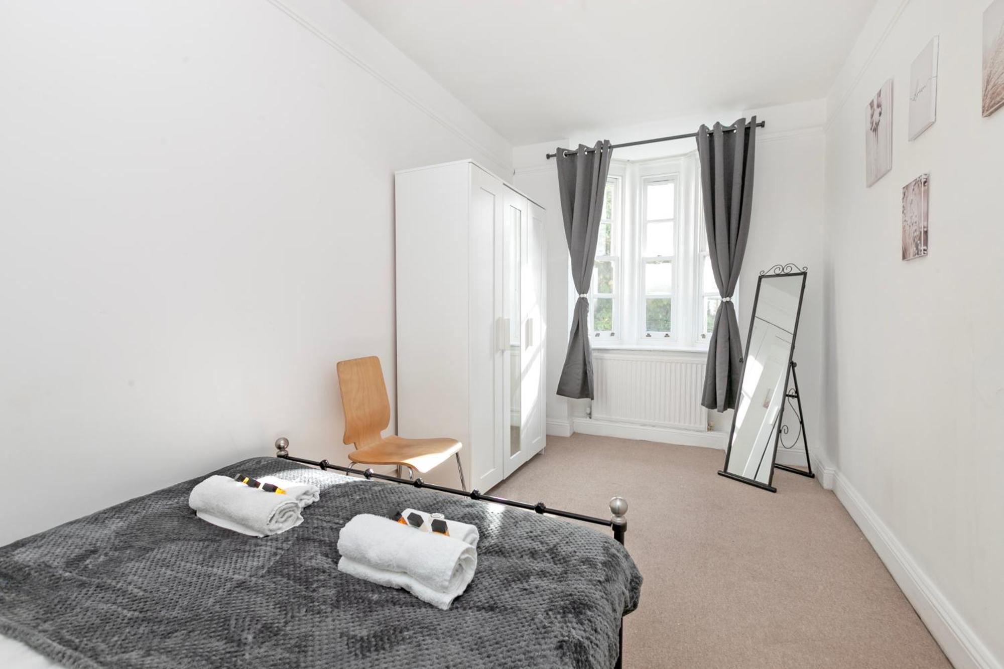 Beautiful 3 Bedroom Flat In Scott Ellis Gardens Londýn Exteriér fotografie