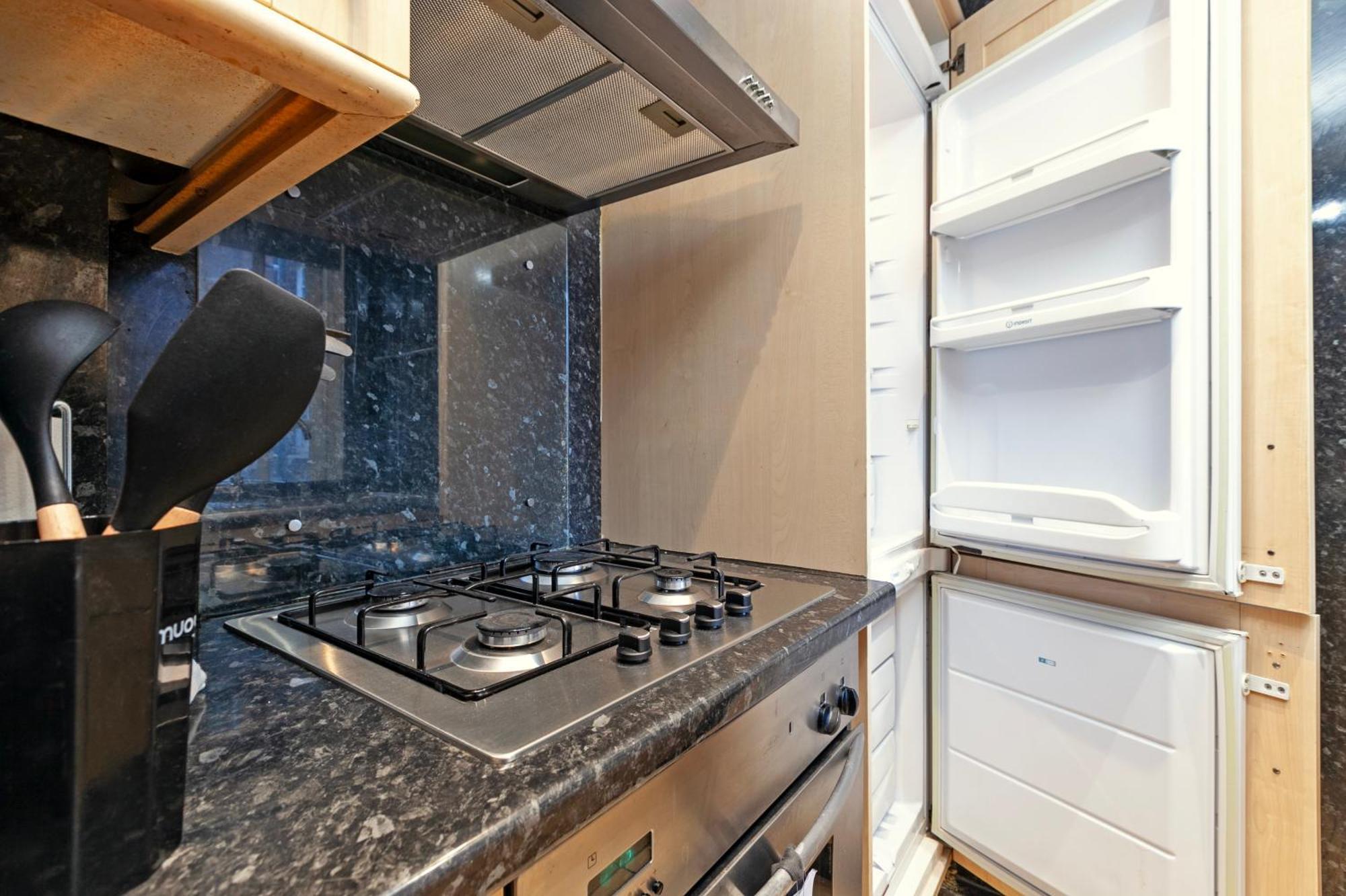 Beautiful 3 Bedroom Flat In Scott Ellis Gardens Londýn Exteriér fotografie
