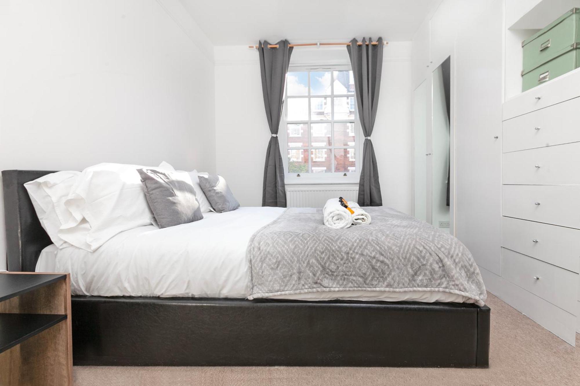 Beautiful 3 Bedroom Flat In Scott Ellis Gardens Londýn Exteriér fotografie
