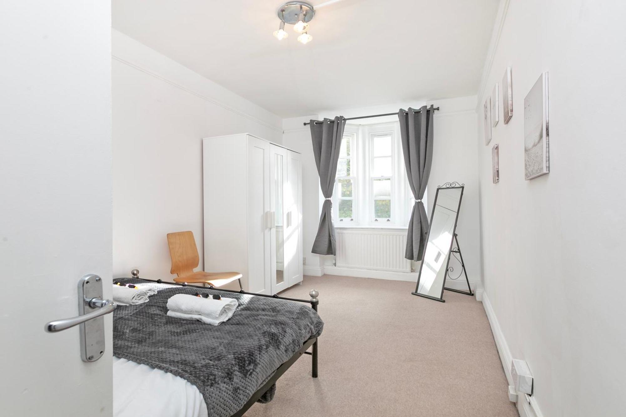 Beautiful 3 Bedroom Flat In Scott Ellis Gardens Londýn Exteriér fotografie