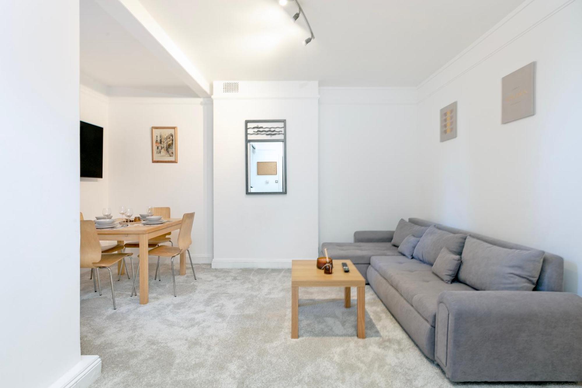 Beautiful 3 Bedroom Flat In Scott Ellis Gardens Londýn Exteriér fotografie
